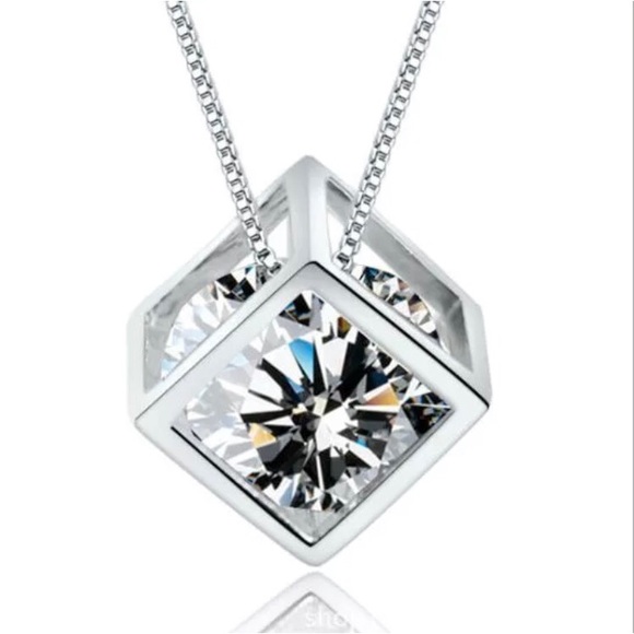 NEW💙💎Beautiful Caged Diamond Necklace💎💙Cube CZ - Picture 2 of 16